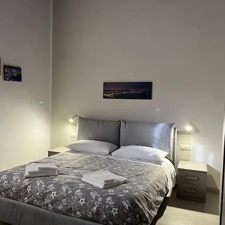 Neapolis Francy Marechiaro נאפולי