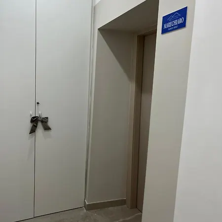 Neapolis Francy Marechiaro *