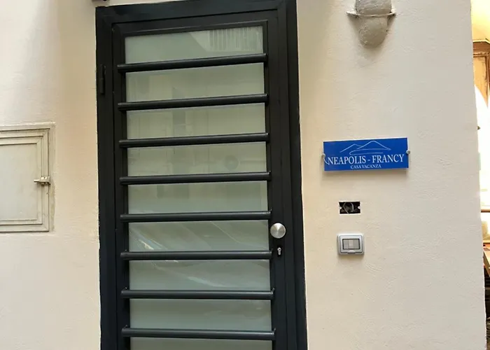 Neapolis Francy Marechiaro